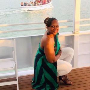 Meet your Posher, Joycelyn stacey